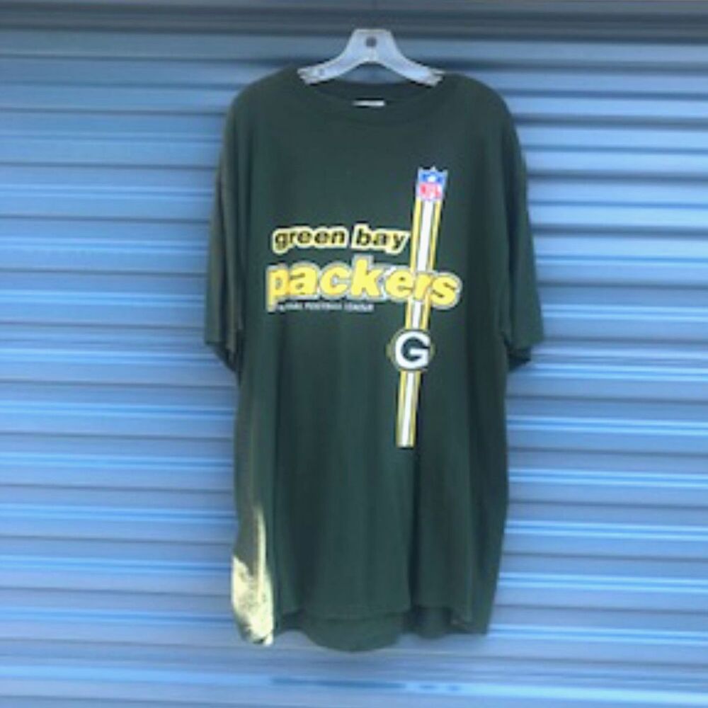 Size: Extra Large (46-48) Tee Shirt .......... Green Bay Packers . Logo Athletic